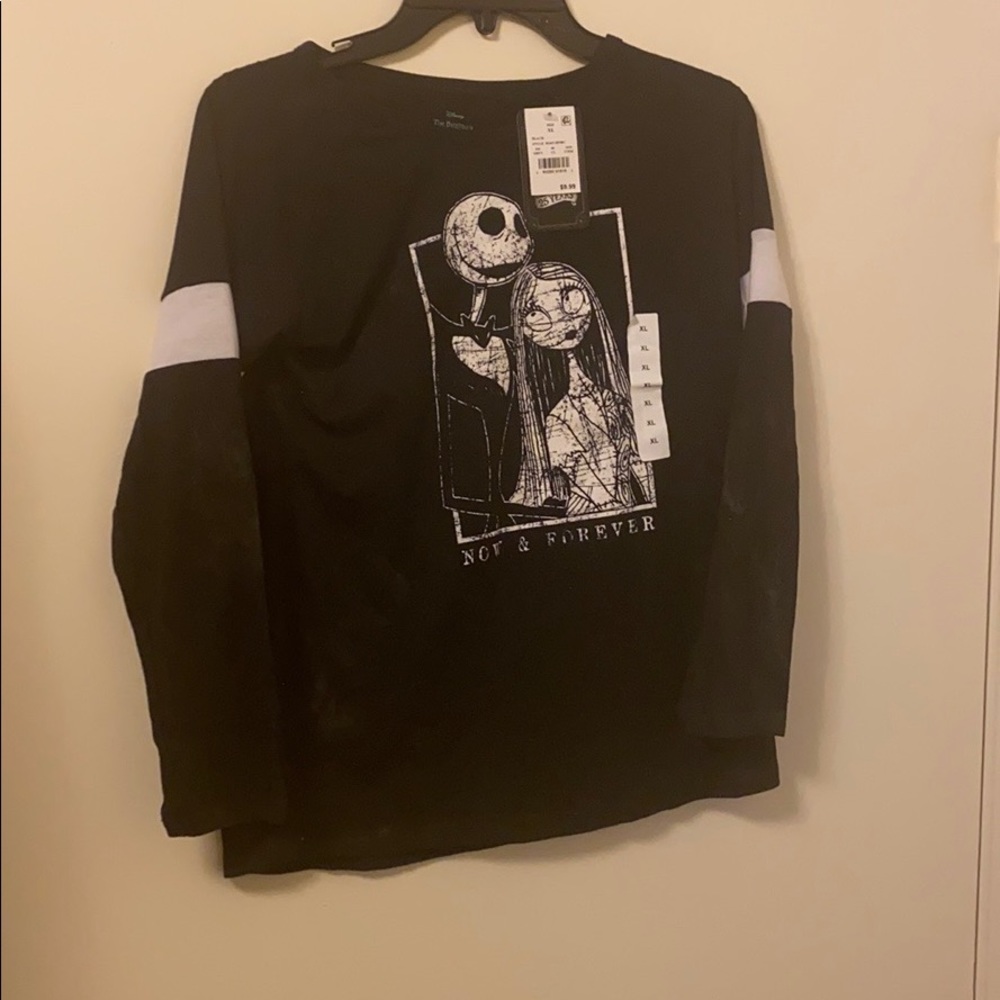 Disney LS NWT Tim Burton’s Juniors